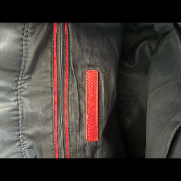 Tommy Hilfiger - Picture 2 of 2